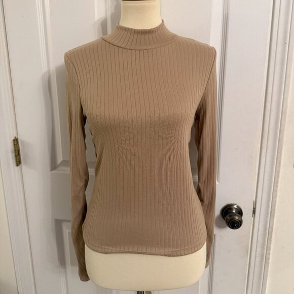Tan Ribbed Long Sleeve Tie-Front Top – Size Medium, NWT, Soft Stretch Knit - Picture 1 of 5